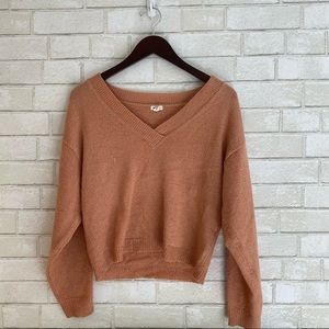 GARAGE V NECK SWEATER
